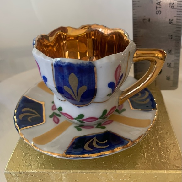 Expresso Cup & Saucer - Picture 9 of 10